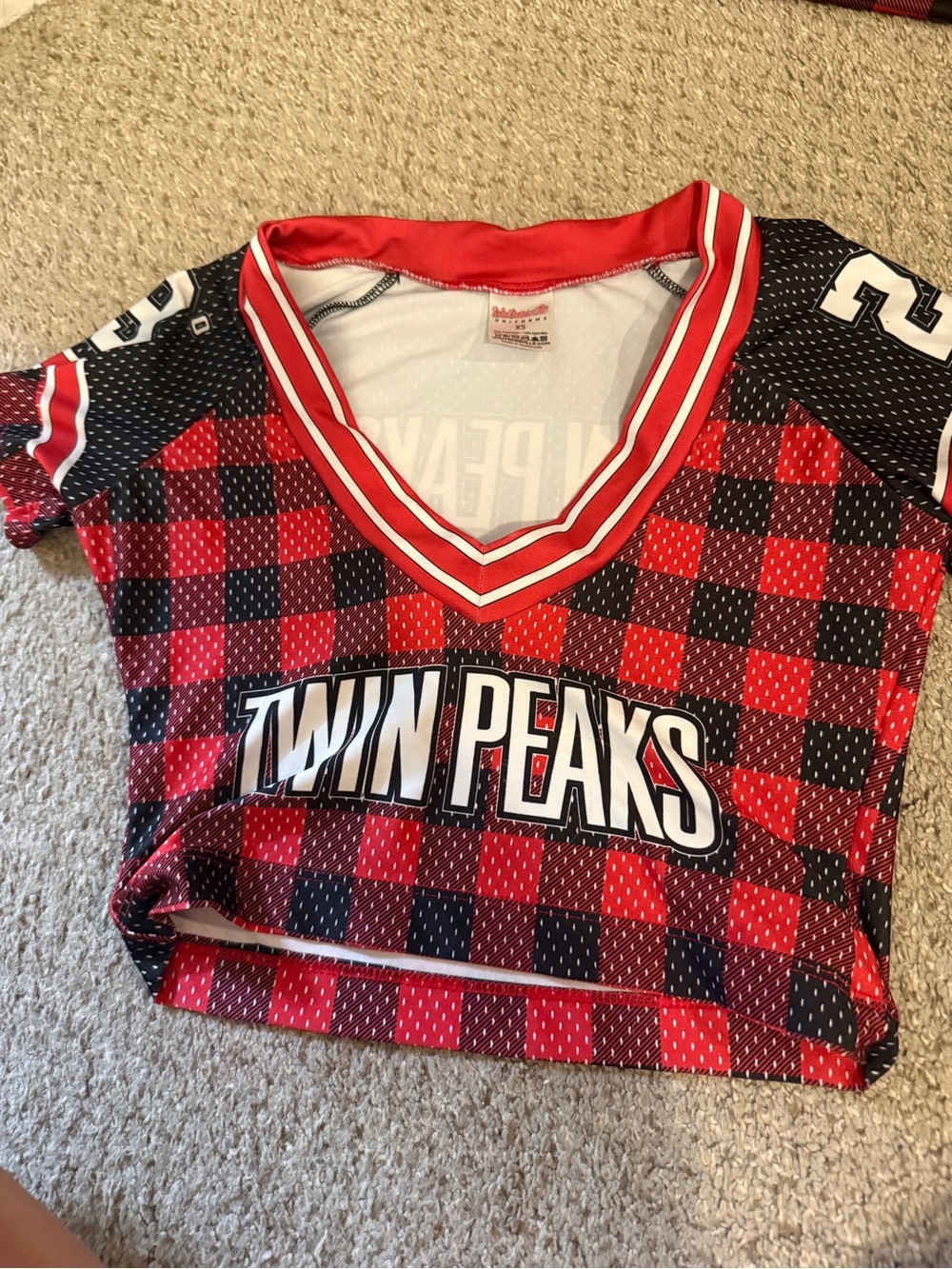 Twin peaks Red & Black Plaid Sports Top